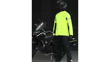 Motowolf V1 Classic outdoor motorcycle riding raincoat for motocross1