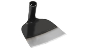 China Manufacturer professional garden hoe garden weeding tool digging hoe with handle1