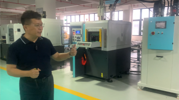 LSR injection machine dual-head