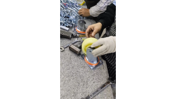 Heavy duty nylon caster