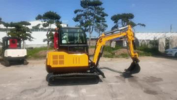 3ton excavator  (1)