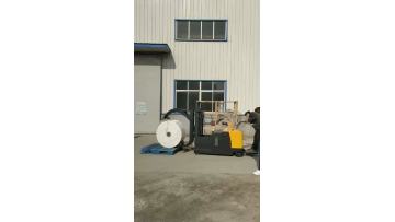 Station driving 360 ° rotating clamping machine