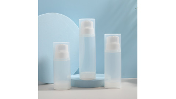 Plastic vacuum bottle