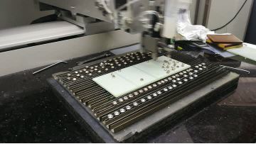 Earring diamond setting machine