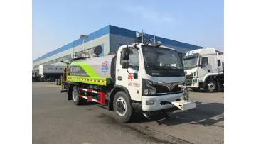 Premium Quality Dongfeng 4X2 7.62cbm Electronic Mist Cannon Sprinkler Truck1