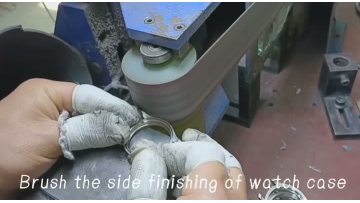 Brush the watch case