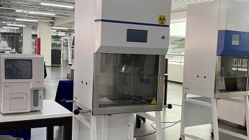 BIOBASE Biosafety cabinet Class I II III A2 B2 laboratory furniture pcr fume hood bio safety cabinet for Lab1