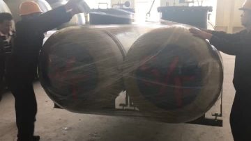 fuel tank (33)