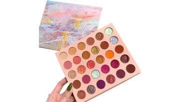 5. Thirty-color eyeshadow video