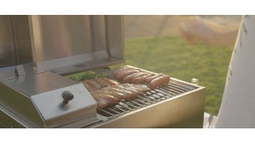 No More Charcoal Hassle! This Portable Electric Grill is a Game Changer