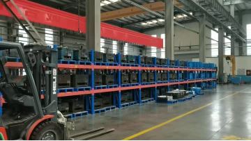 Liquid forging production workshop (molds)