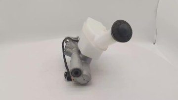 Auto Brake Master Cylinder Brake Pump Fits For TOYOTA PREVIA OEM 47201-284501