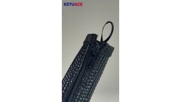 Zipper braided sleeving