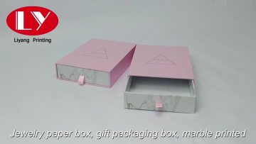 Pink drawer sliding gift box.mp4