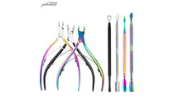 Rainbow Stainless Steel Manicure Set with Pusher, Clipper, and Nail Cutter1