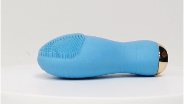Yumely Hot selling beauty apparatus waterproof facial cleansing brushes1