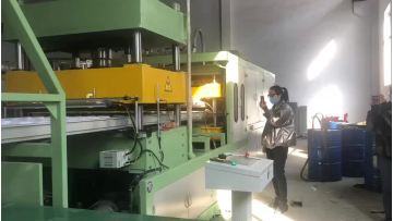 Foam plastic thermoforming machine to make disposable foam thermocol plates1