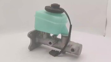 Brake master cylinder OEM 47201-35790 for Toyota1