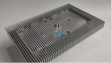 Large heatsinks fins