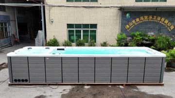 8817 Swimming Pool