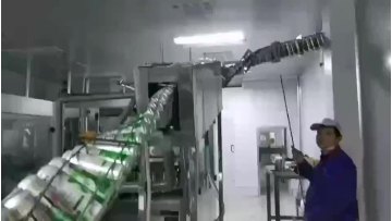 Automatic aluminum can or tin can Beverage filling and seaming machine1