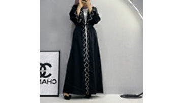 Wholesale Arab Middle East Black Open Abaya Elegant Long Sleeve Solid Color Beaded Cardigan Robe Turkey Women Dubai Abaya1