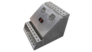 saddle step box