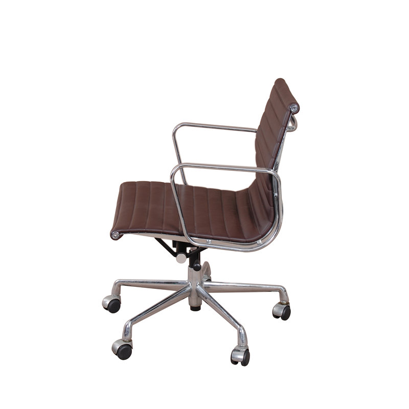 Classic Aluminum Office Chair