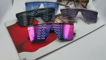 Fashion design sunglasses