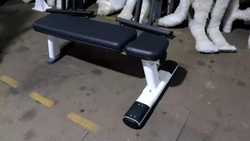 Flat bench