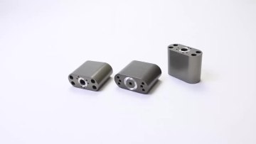Precision CNC Turning Custom Lathe Machining Milling Gears Bolts Titanium Aluminum Brass Machined Parts1