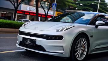ME18-P Matte Metallic Flat Silver