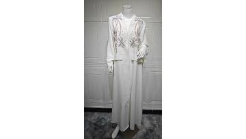 Elegant White Floral Embroidered Abaya (1)