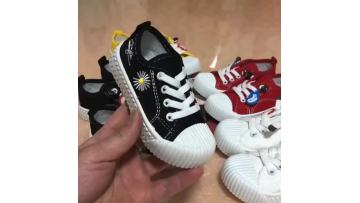 kids canvas (1)