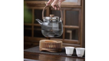 The Glowing Glass Teapot! Transparent Pot Body + Exquisite Design, the Ambiance of Drinking Tea is Absolutely Amazing