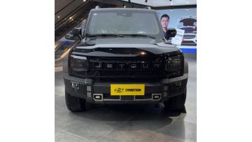 A Rugged Off-Road SUV Jetour Traveler
