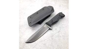 Hunting knife with kydex sheath 1