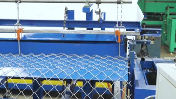 diamond mesh making machine and Chain Link wire mesh Machine1