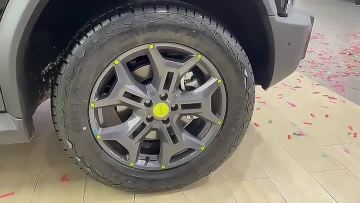Off-road 4WD gasoline vehicle Jetour Traveller
