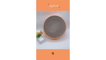  cat scratching board