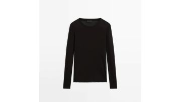 Women's standard lightweight long sleeve T-shirt