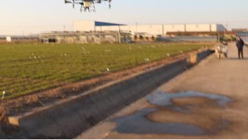 Fertilizer Granular Payload Spraying Commercial UAV