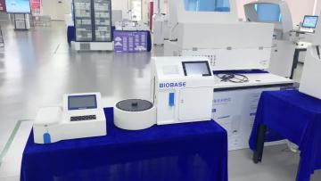 BIOBASE Auto Electrolyte Chemistry Analyzer BKE series built-in thermal printer auto eiectrolyte analyzer for lab1