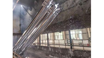 The pole after overall hot-dip galvanizing