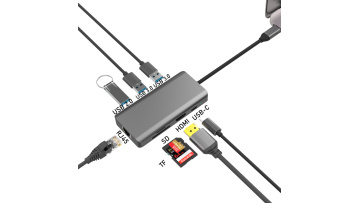 D02 8 in 1 USB C Docking Station.MP4