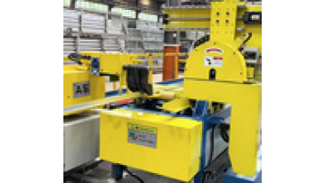 Fully Automatic Digitalized 1800T-3000T Aluminum Profile Traction Machine with PLC Core Components Easy to Operate1