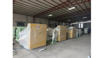 Hongli is inspecting the shipment of four containers of low-smoke halogen-free PVC/thermoplastic elastomer extrusion production lines to Vietnam.