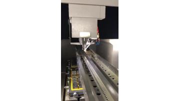 Melt Blown Machine Spinneret Processing.mp4