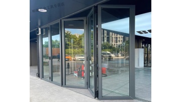 Aluminum Bifoldind door