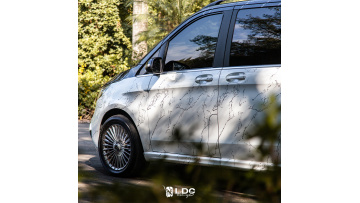 Benz-V wearing a Crystal Coating Camouflage Vinyl 